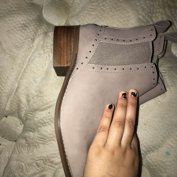 Booties - Picture 5 of 5